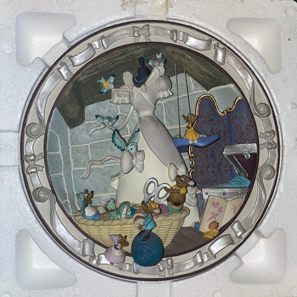 Disney 3D Plate